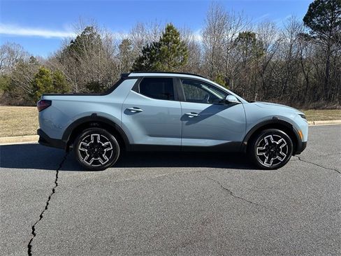 Used 2025 Hyundai Santa Cruz Limited image 9