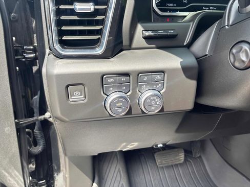 Used 2023 GMC Sierra 1500 Denali Ultimate AWD/4WD image 14