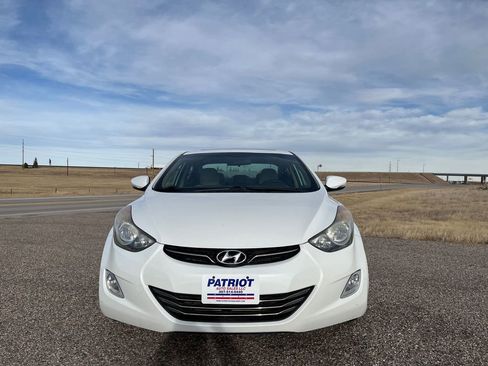 Used 2012 Hyundai Elantra Limited image 2