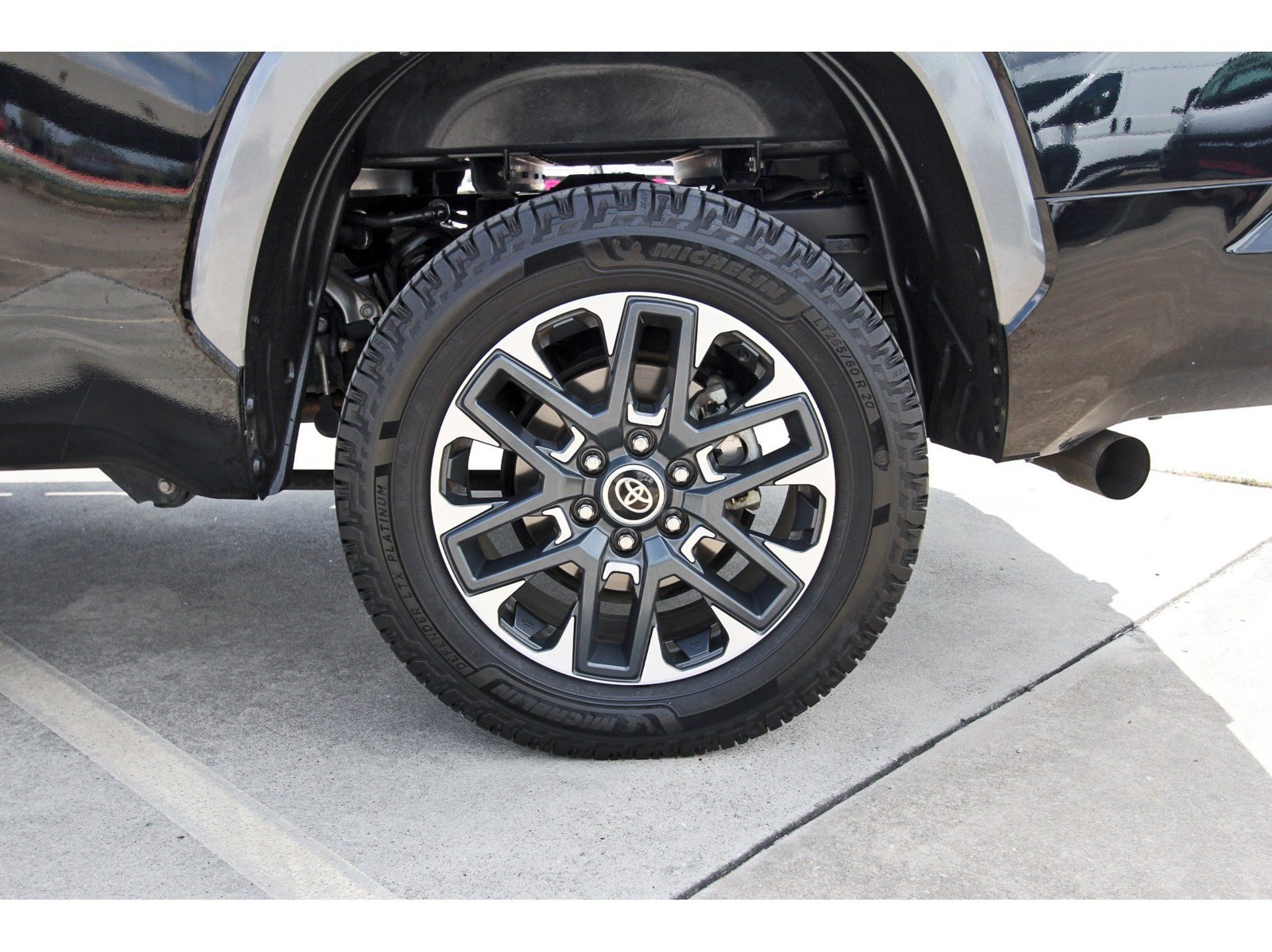 Used 2022 Toyota Tundra Limited RWD image 31