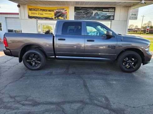 Used 2019 RAM 1500 Express w/ Wheel & Sound Group AWD/4WD image 2