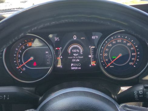Used 2020 Jeep Wrangler Unlimited Sahara AWD/4WD image 29