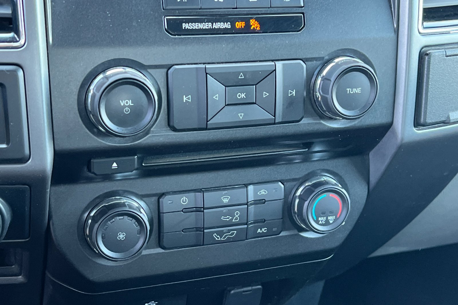 Used 2018 Ford F150 XLT w/ XTR Package AWD/4WD image 21