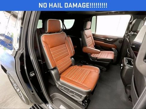 Used 2023 GMC Yukon XL Denali Ultimate AWD/4WD image 19