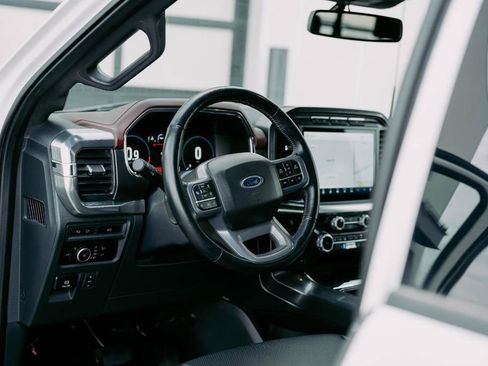 Used 2023 Ford F150 Lariat w/ Equipment Group 502A High image 17