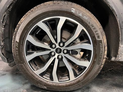 Used 2021 Ford Explorer ST image 36