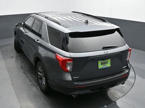 Used 2022 Ford Explorer XLT w/ Equipment Group 202A image 39