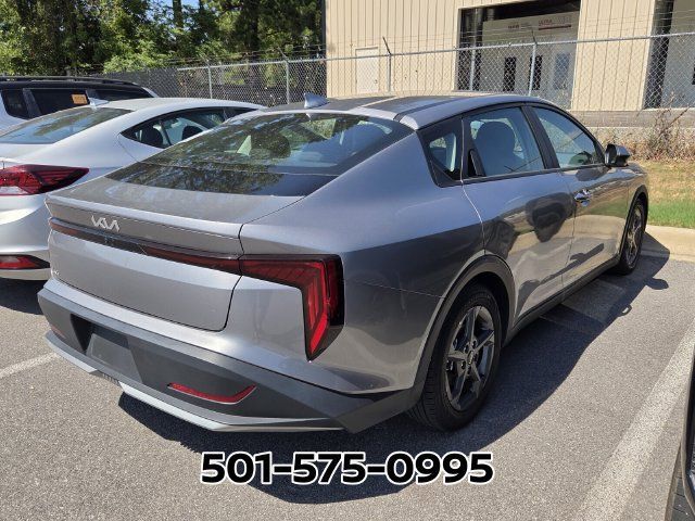 Used 2025 Kia K4 FWD image 4