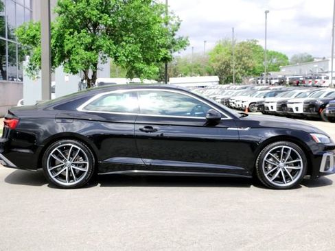 Used 2020 Audi A5 2.0T Premium Plus w/ Premium Plus image 4
