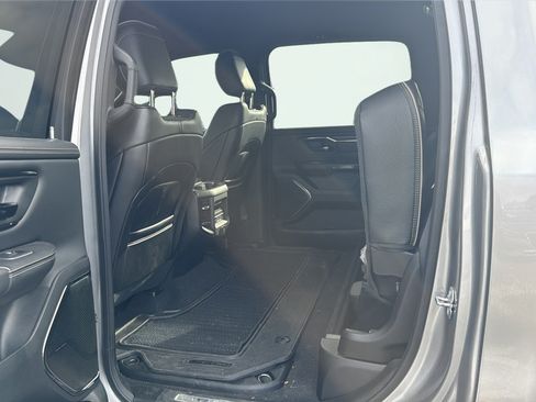 Used 2022 RAM 1500 Limited AWD/4WD image 18