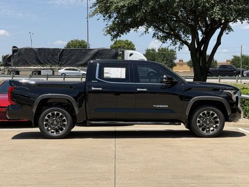 New 2026 Toyota Tundra Limited AWD/4WD image 3