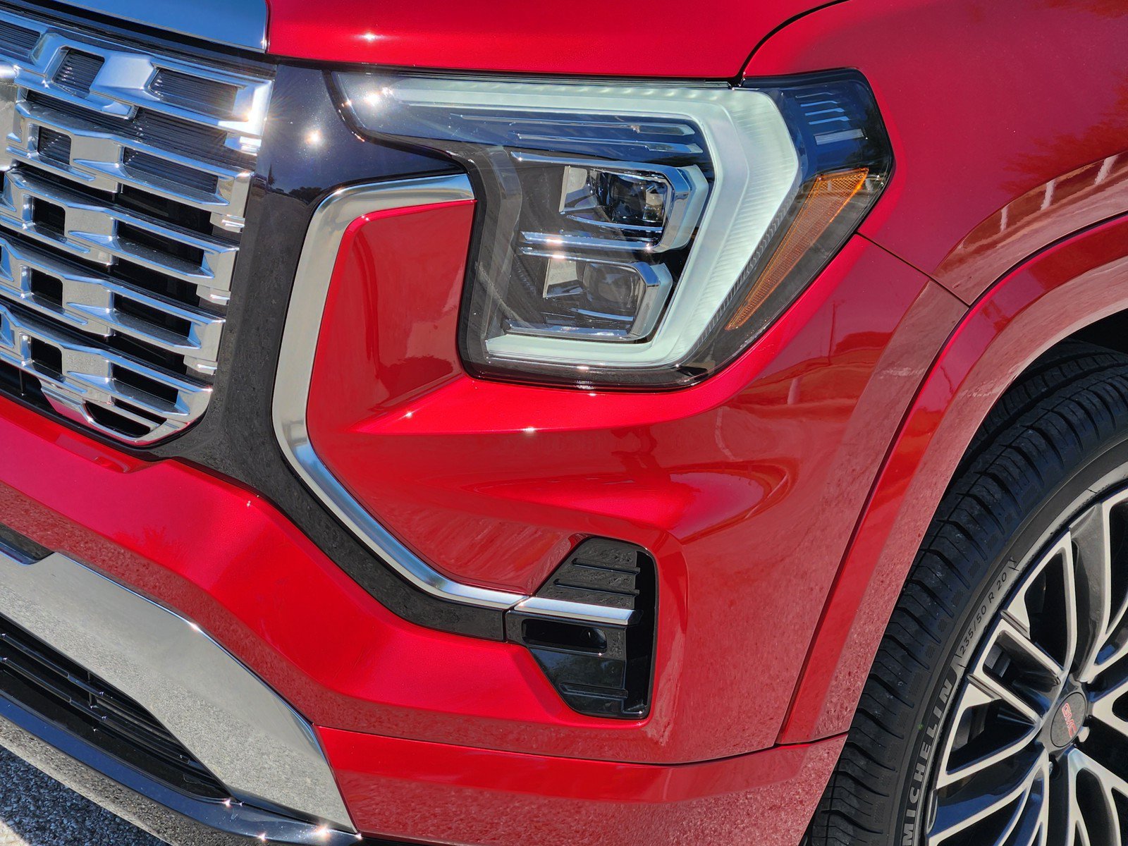 Used 2026 GMC Terrain Denali AWD/4WD image 27