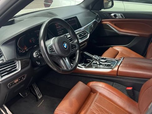 Used 2019 BMW X5 xDrive40i w/ M Sport Package AWD/4WD image 6