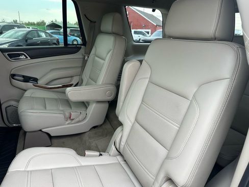 Used 2015 GMC Yukon Denali w/ Premium Package image 29