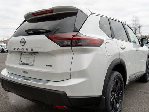 New 2026 Nissan Rogue SV w/ Cold Weather Package image 5