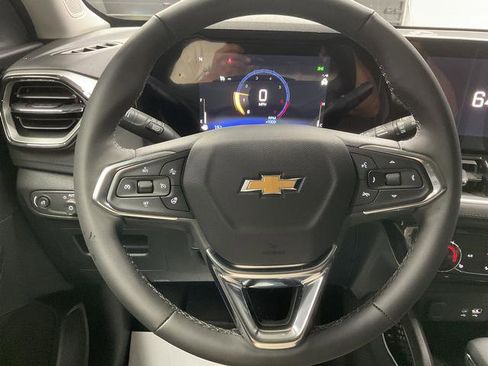 New 2026 Chevrolet TrailBlazer LT w/ LT Cold Weather Package FWD image 13
