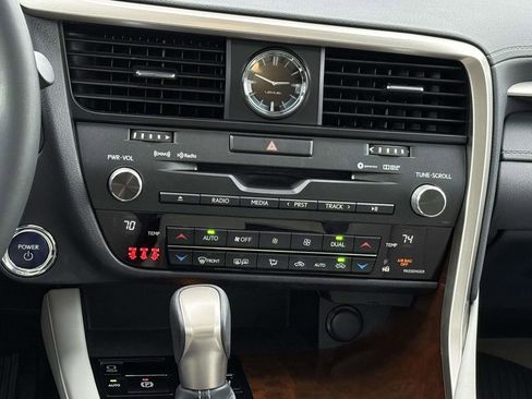 Used 2019 Lexus RX 450h AWD image 18