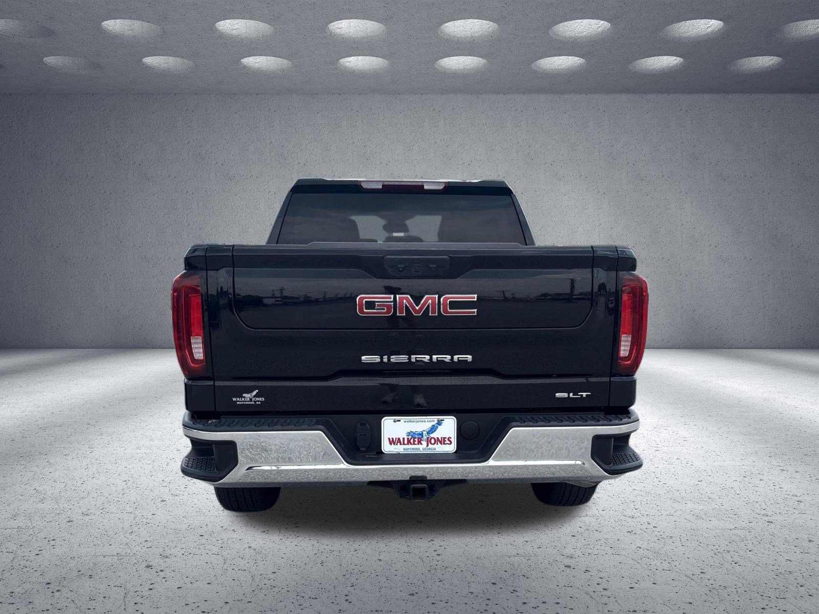Used 2025 GMC Sierra 1500 SLT AWD/4WD image 6