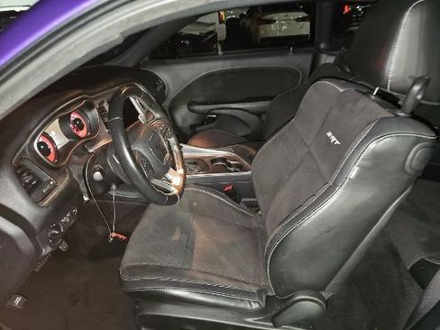 Used 2016 Dodge Challenger SRT Hellcat RWD image 4
