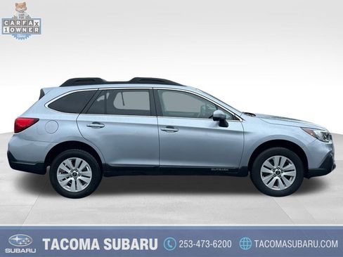 Used 2018 Subaru Outback 2.5i Premium image 7