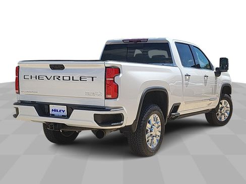 Certified 2024 Chevrolet Silverado 3500 High Country w/ High Country Premium Package AWD/4WD image 8