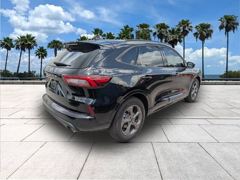 Used 2024 Ford Escape ST-Line w/ Tech Pack #1 FWD image 7