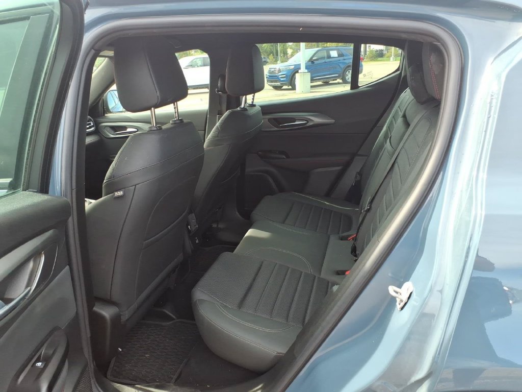 Used 2023 Dodge Hornet GT w/ GT Blacktop Package AWD/4WD image 9