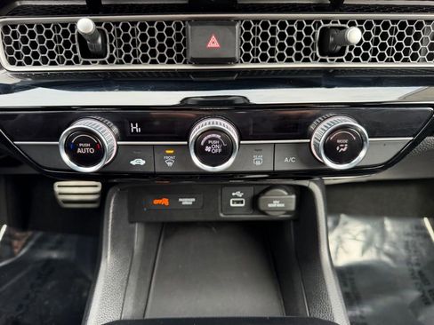 Used 2023 Honda Civic Sport image 23