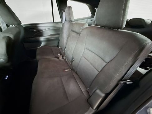 Certified 2022 Honda Pilot Sport image 28