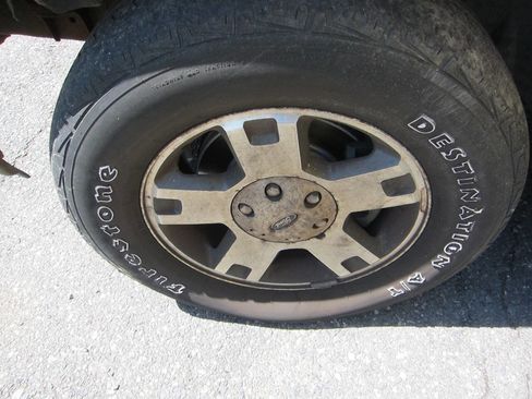 Used 2004 Ford F150 FX4 image 11