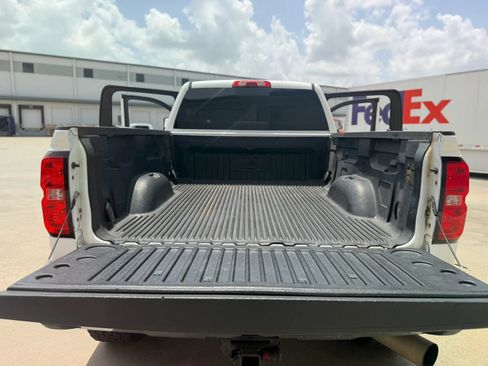 Used 2015 Chevrolet Silverado 2500 LTZ w/ Duramax Plus Package AWD/4WD image 25