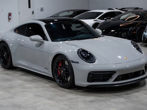 Used 2024 Porsche 911 Carrera GTS RWD image 8