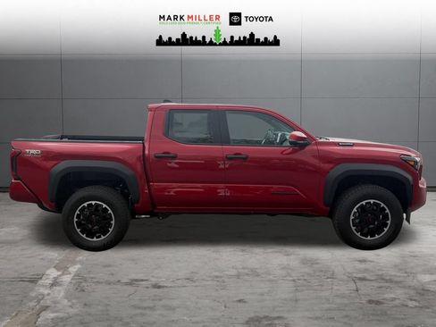 New 2026 Toyota Tacoma TRD Off-Road w/ TRD Off Road Premium Package AWD/4WD image 7