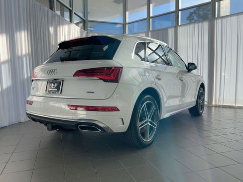 Used 2024 Audi Q5 e Premium Plus image 9