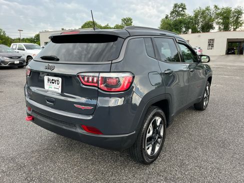 Used 2017 Jeep Compass Trailhawk w/ Cold Weather Group AWD/4WD image 3