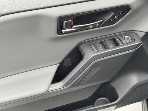 New 2026 Toyota RAV4 XSE AWD/4WD image 18