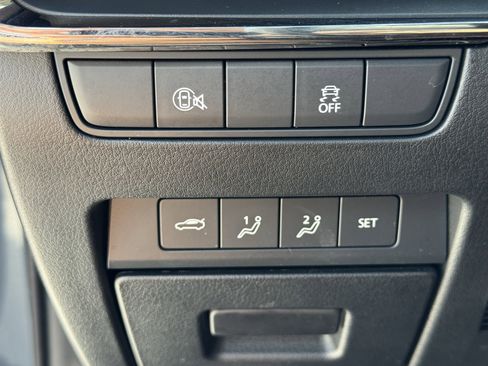 Used 2025 MAZDA MAZDA3 s image 26