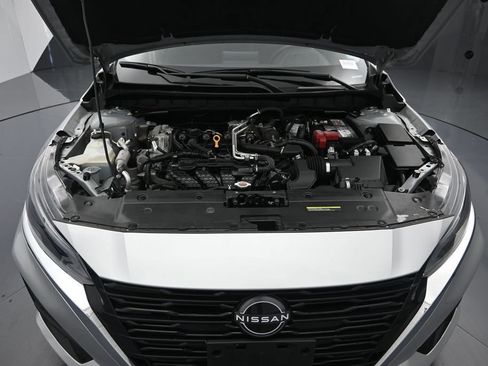 Certified 2024 Nissan Altima 2.5 SV FWD image 27