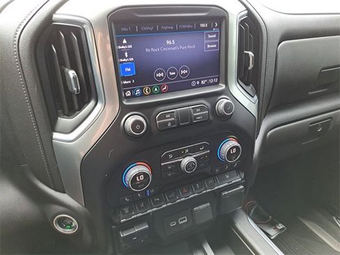 Used 2022 Chevrolet Silverado 2500 LTZ w/ LTZ Premium Package image 13