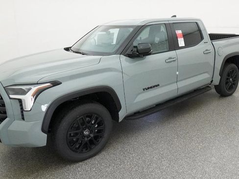 New 2026 Toyota Tundra Limited AWD/4WD image 30