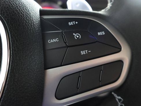 Used 2020 Dodge Challenger SRT Hellcat RWD image 14