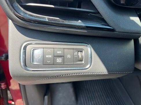 Used 2025 Buick Enclave Sport Touring w/ Trailering Package, 5000 lbs. AWD/4WD image 27