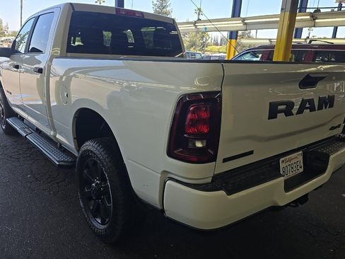 Used 2025 RAM 2500 Big Horn AWD/4WD image 6