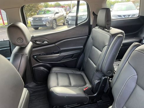 Used 2019 GMC Acadia SLT w/ Black Edition image 13
