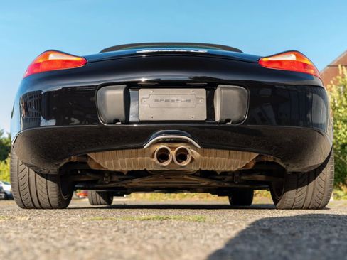 Used 2001 Porsche Boxster S image 32