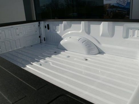 New 2026 Ford F250 XL w/ F-250 >10K GVWR Package image 11