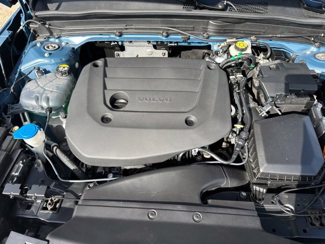 Certified 2024 Volvo XC40 B5 Core AWD/4WD image 34
