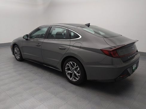 Used 2023 Hyundai Sonata SEL w/ Convenience Package image 3