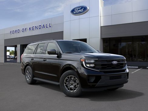 New 2027 Ford Expedition Active RWD image 4