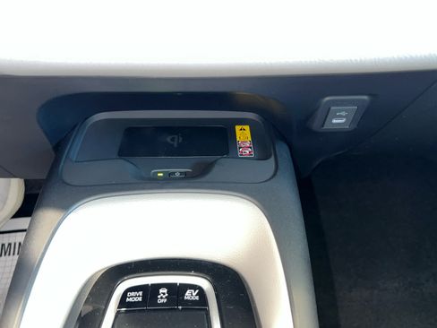 New 2026 Toyota Corolla LE w/ LE Premium Package FWD image 19